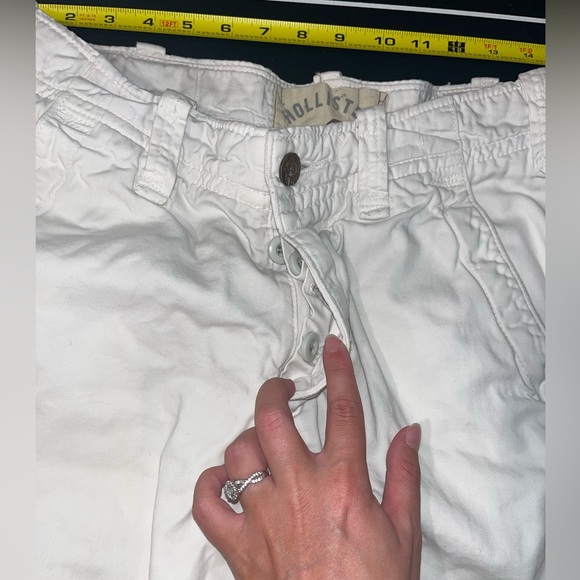 Off White Hollister Shorts - Picture 2 of 7